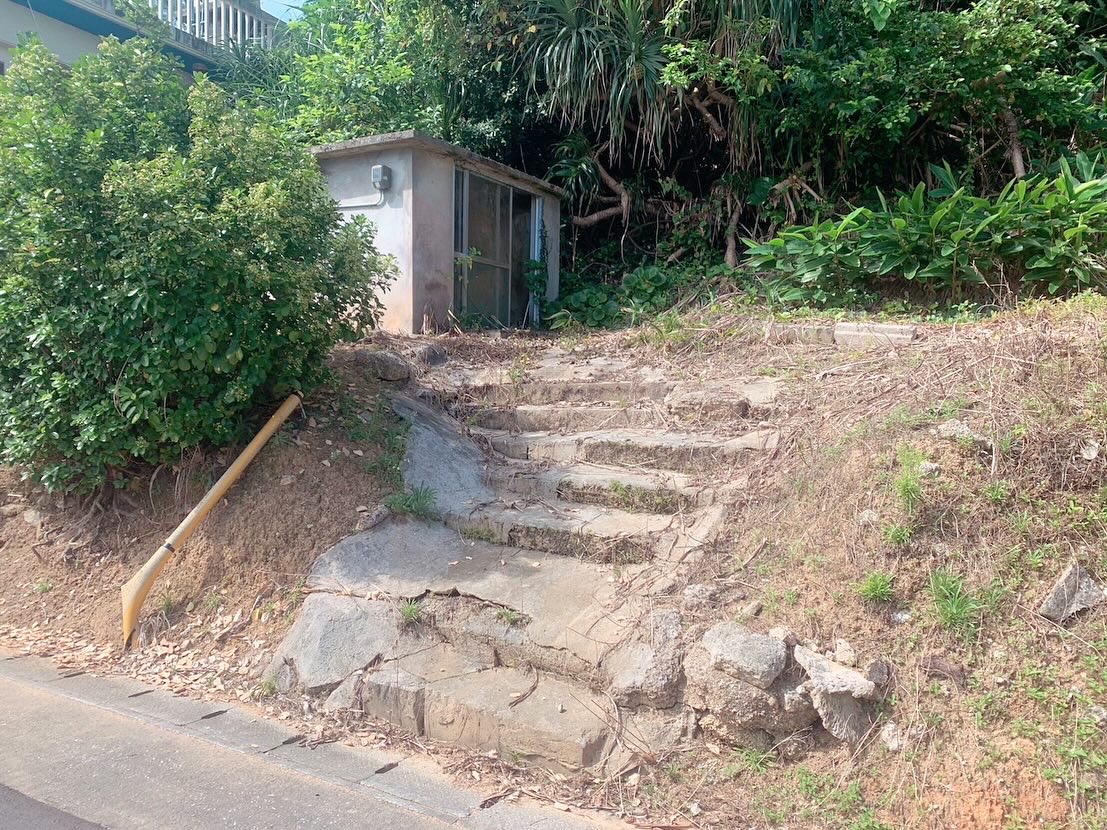 恩納村RC造空家解体