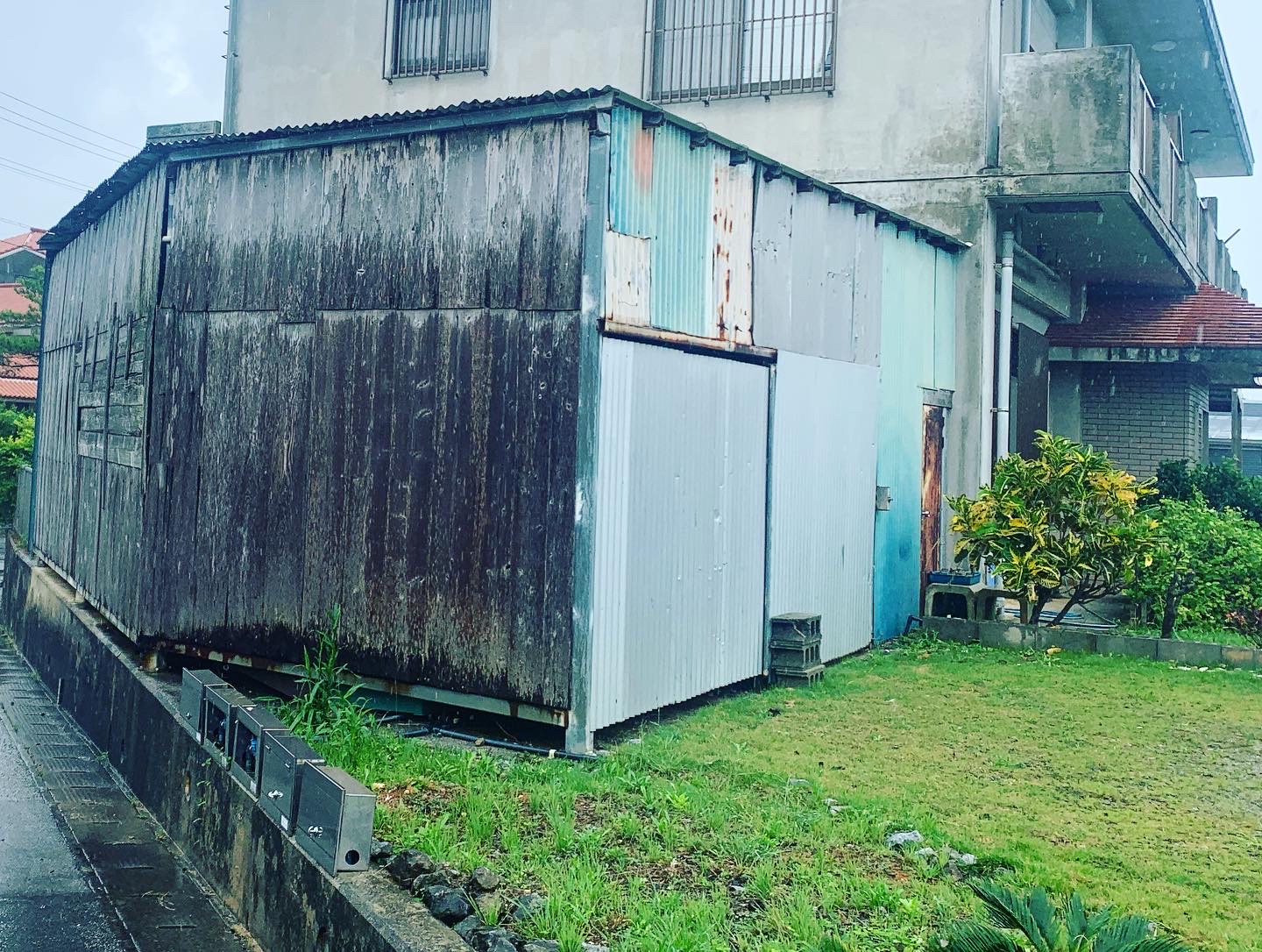 『金武町』トタン倉庫解体工事